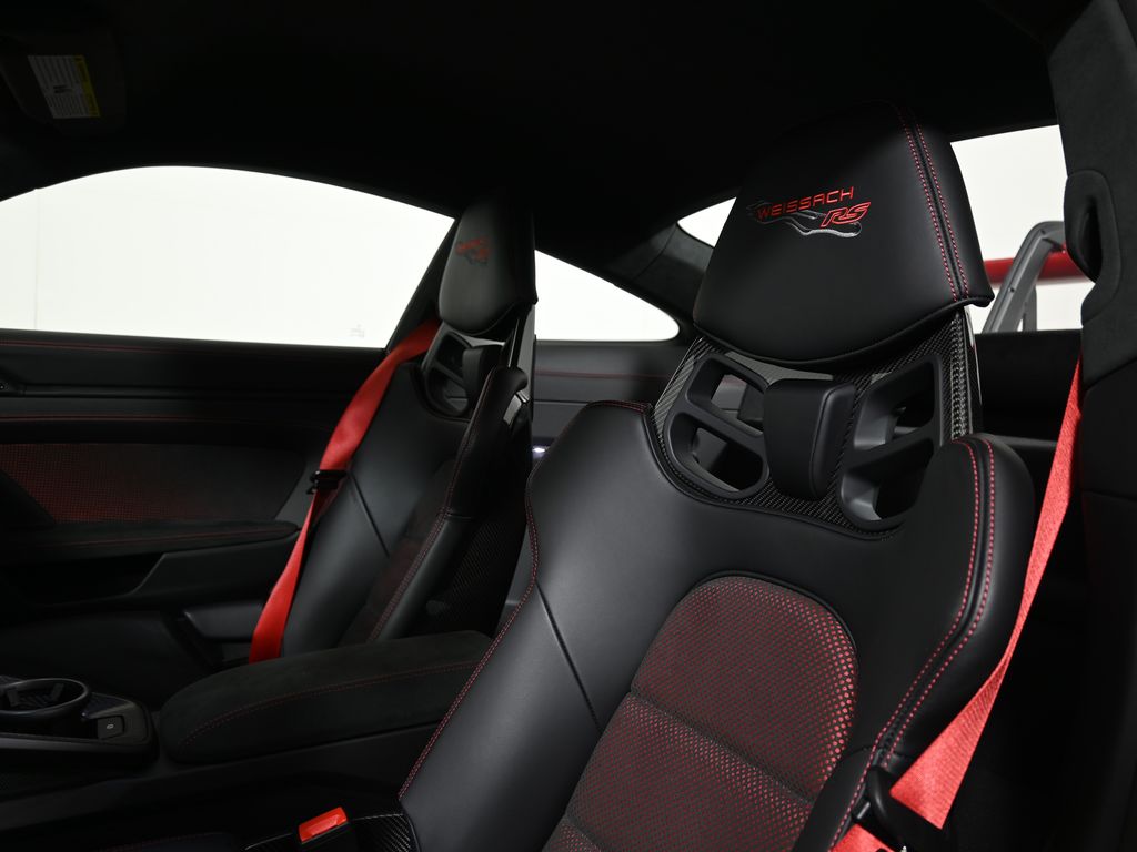 Thumbnail: 2025 Porsche 911 - 15