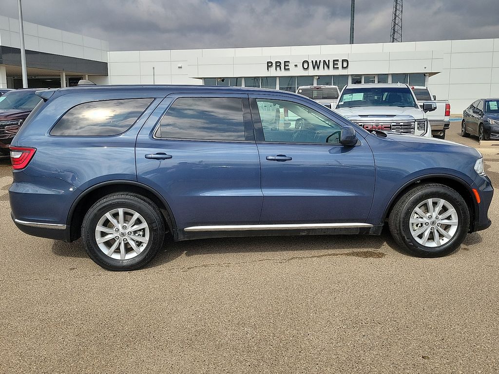 2021 Dodge Durango SXT - 11