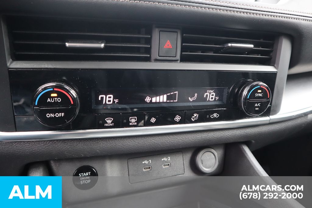 Used 2025 Gray Nissan SV image 32