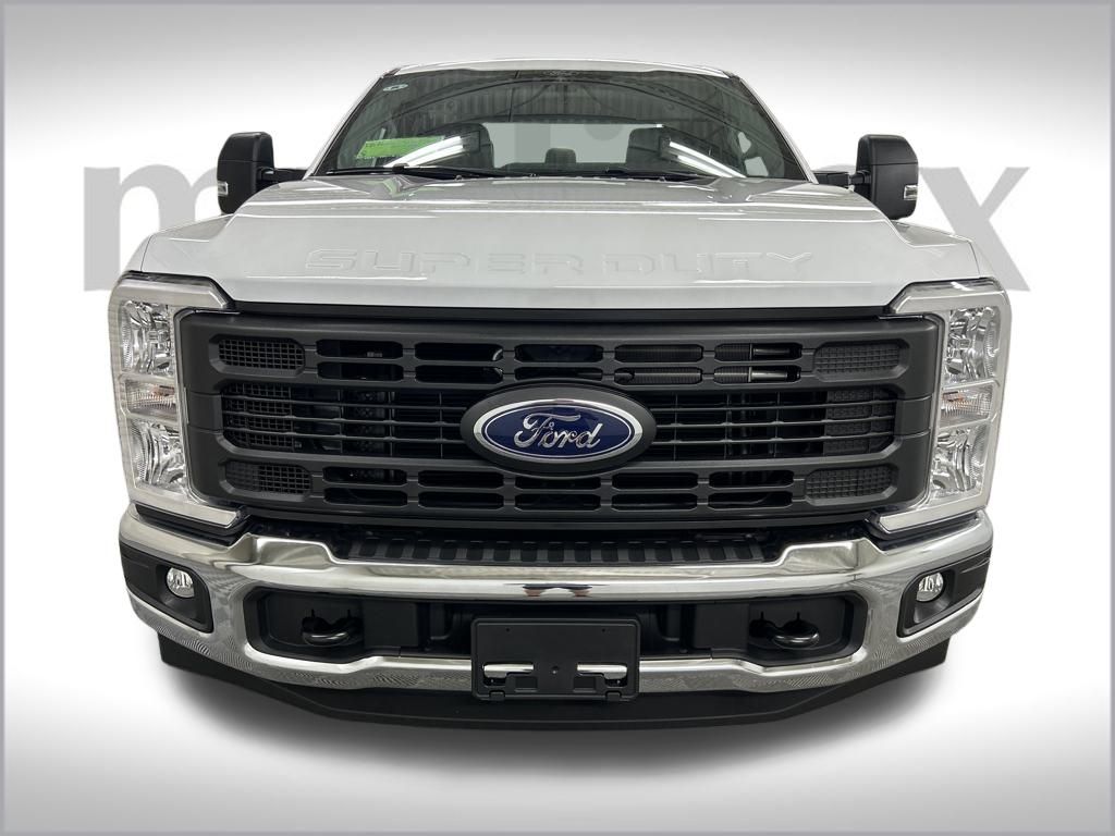 2025 Ford F-250 XL photo 12