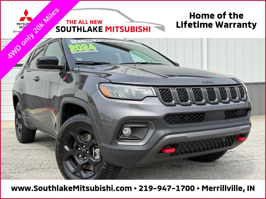 Baltic Gray Metallic Clearcoat 2024 Jeep Compass SUV / Crossover Four-Wheel Drive 8-Speed Automatic