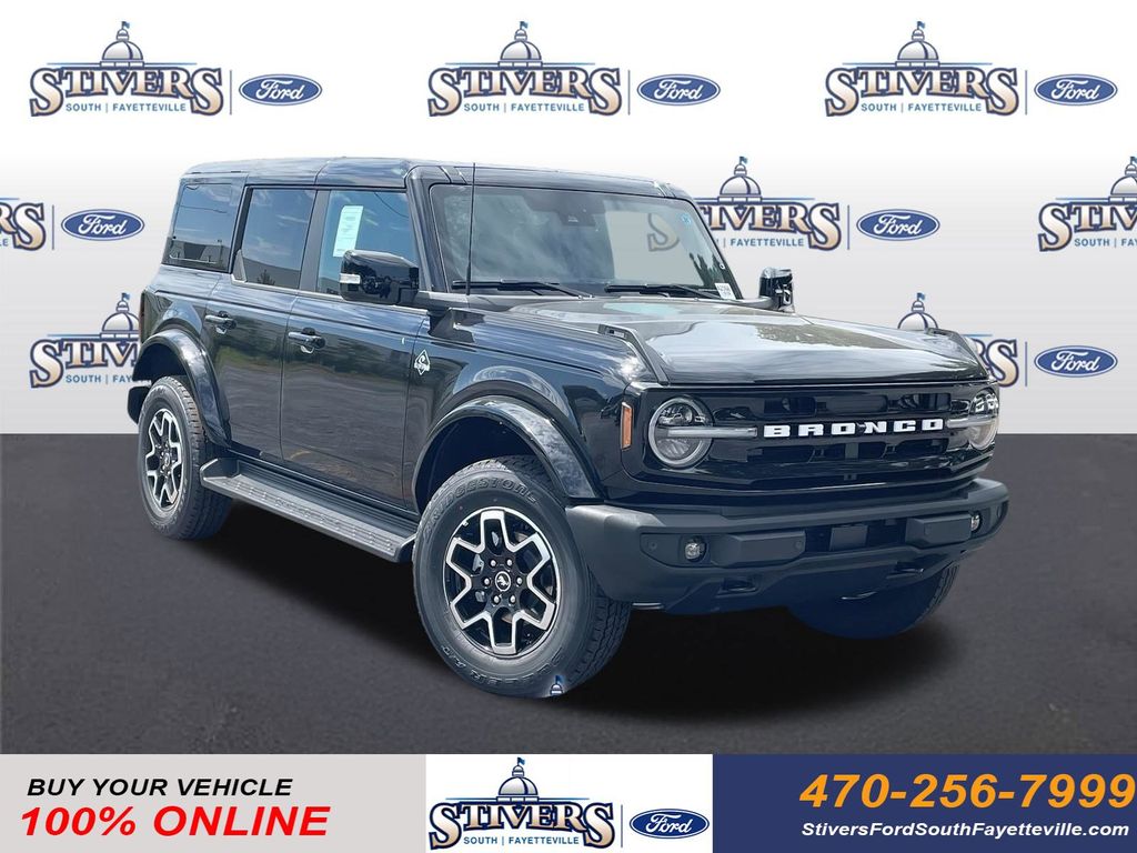 2025 Ford Bronco Outer Banks 4-Door 4WD