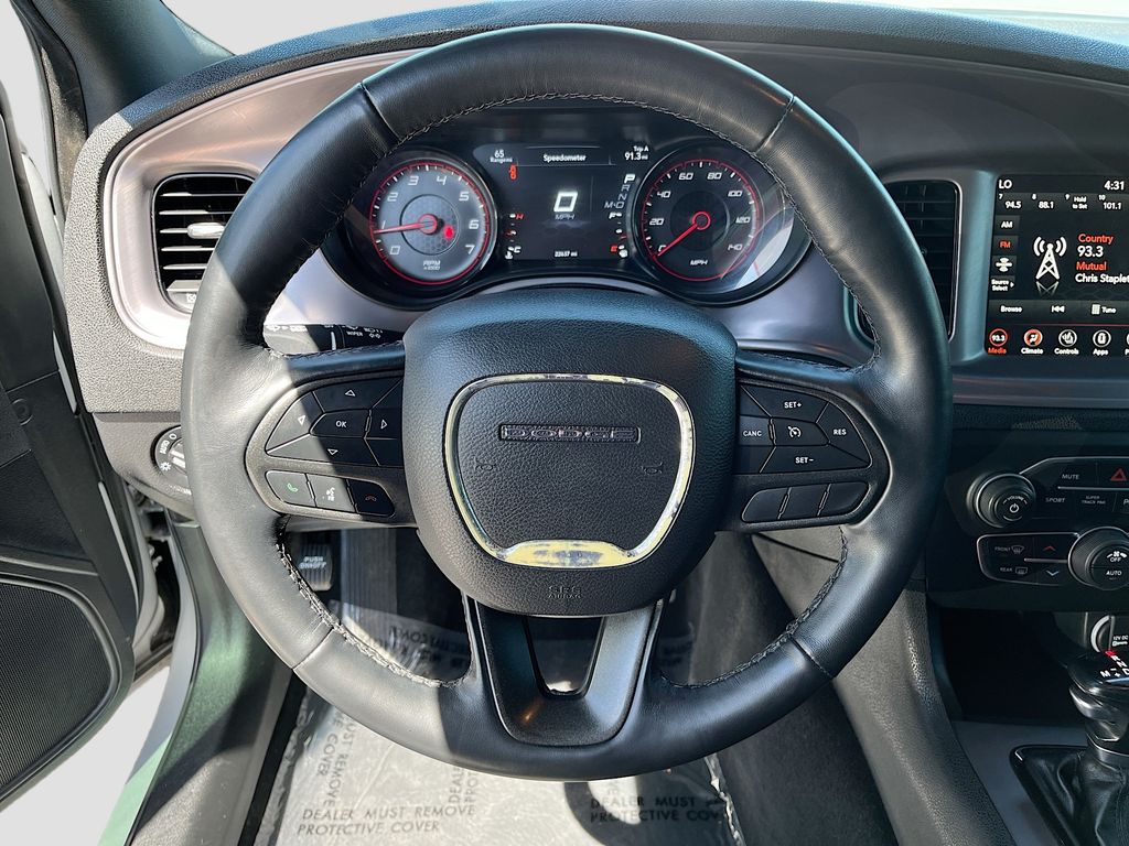 Used 2023 Silver Dodge SXT image 11