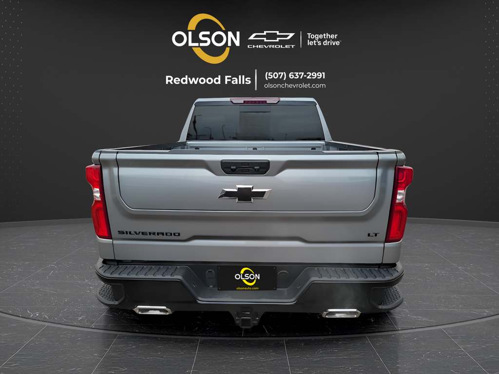 View vehicle photo 4