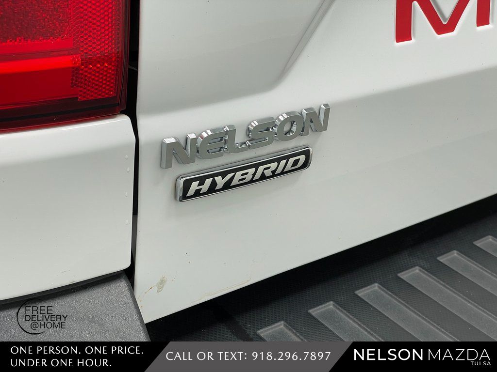 Used 2023 White Ford XLT image 16