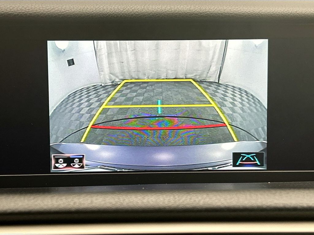 Thumbnail: 2019 Lexus RC - 18