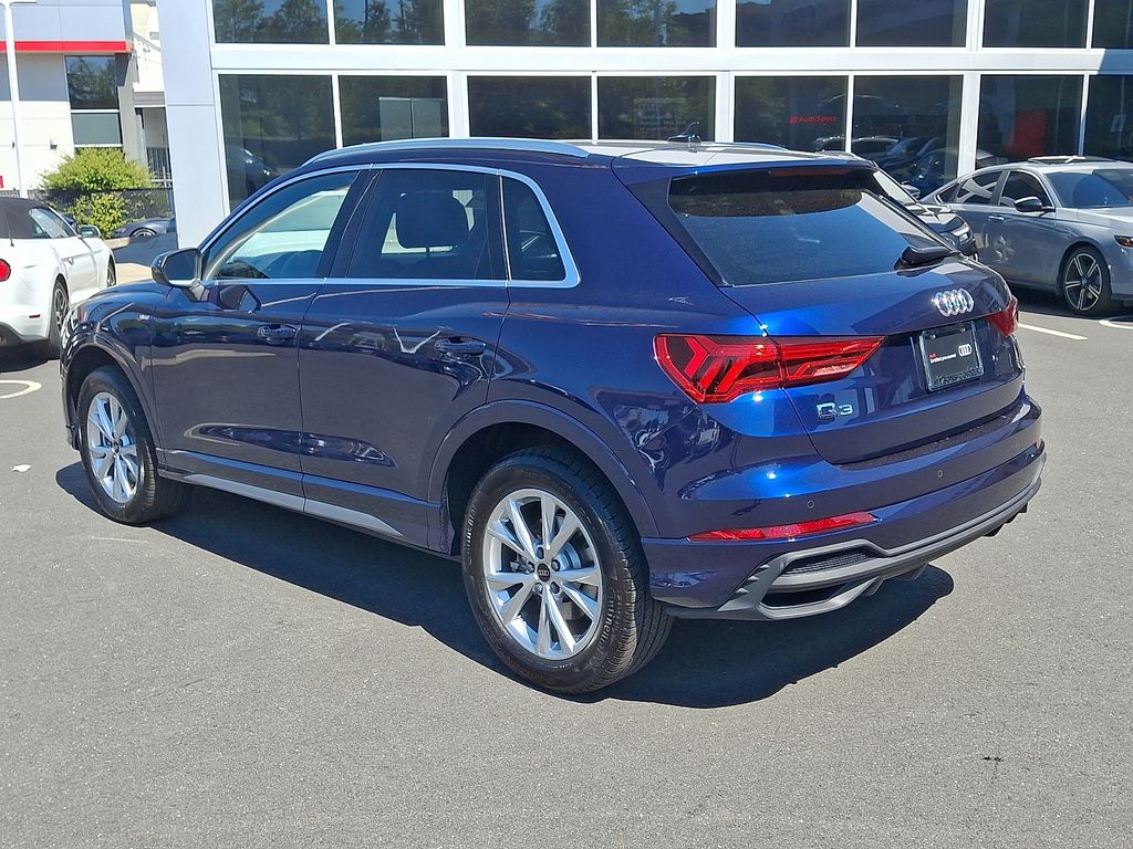 Thumbnail: 2025 Audi Q3 - 6
