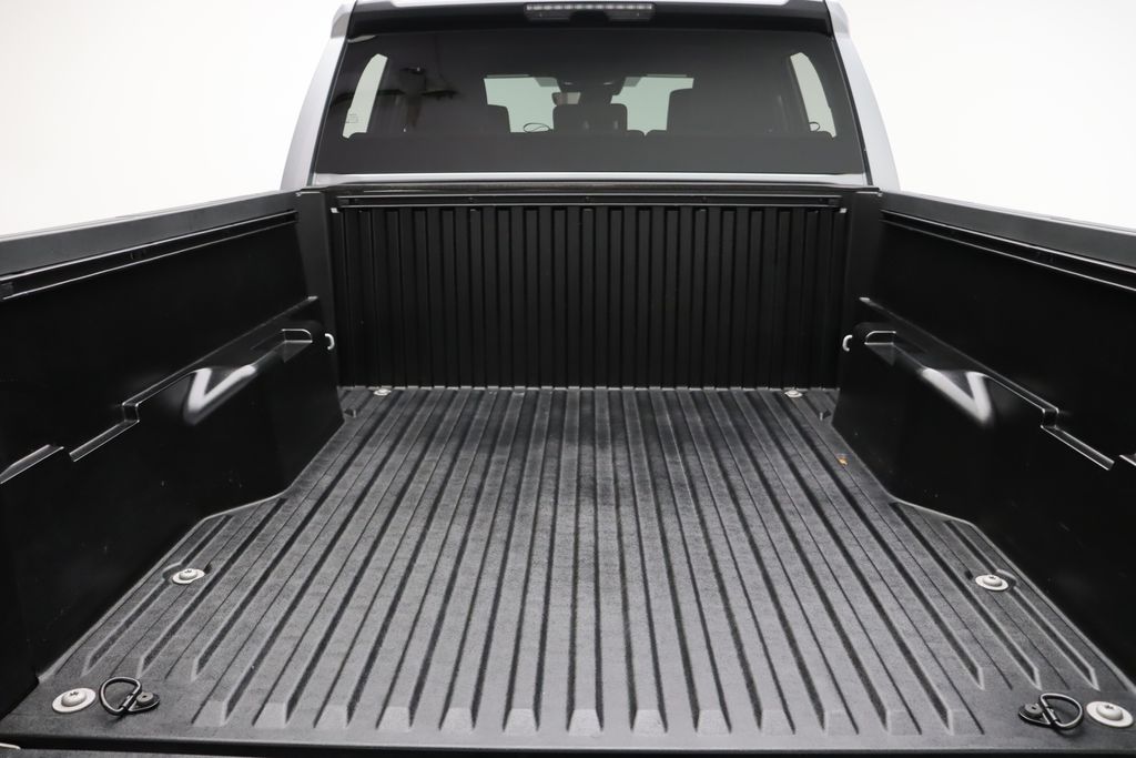 2024 Toyota Tacoma SR5 22