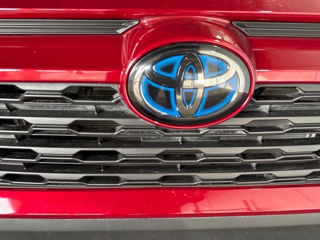 Thumbnail: 2023 Toyota RAV4 - 12