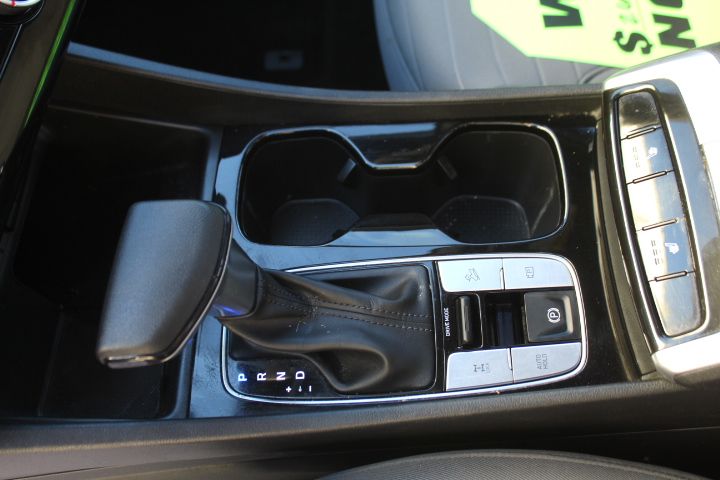 Used Car 2022 Hyundai Santa Cruz  Sel For Sale Under $25,000 In Georgetown, Texas