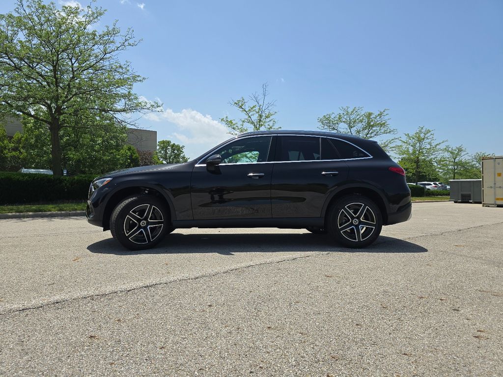 New 2026 Black Mercedes-Benz GLC 300 image 14