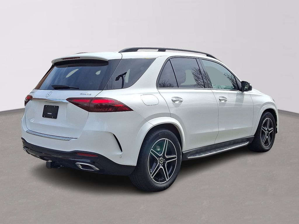 Thumbnail: 2026 Mercedes-Benz GLE - 4