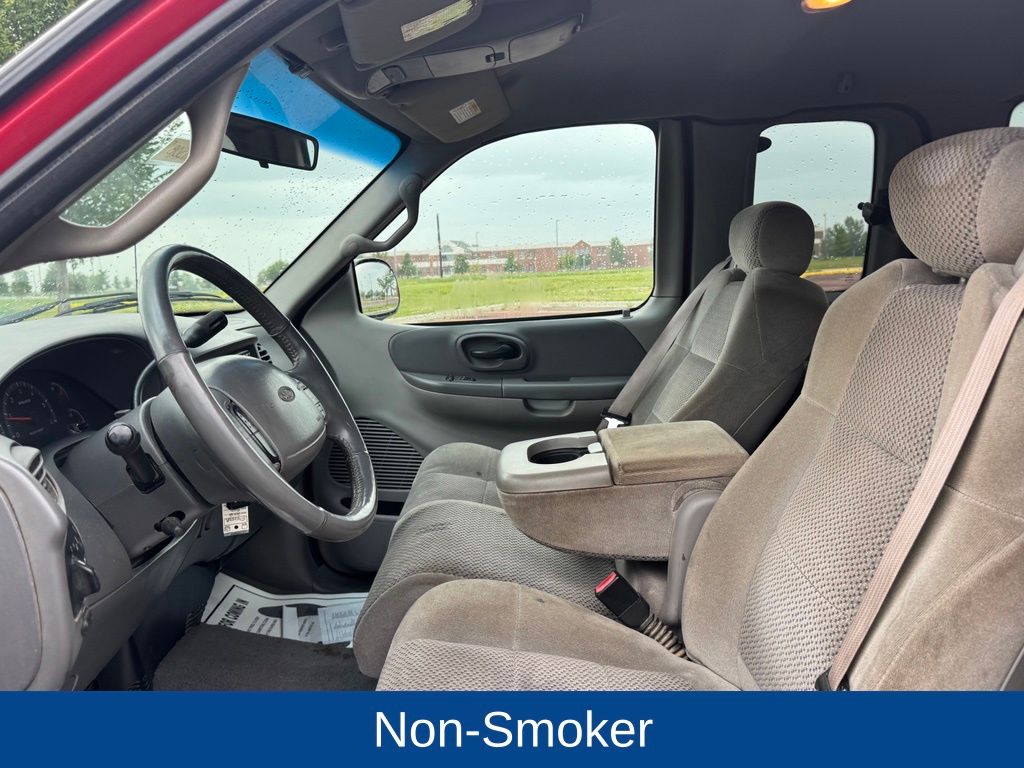 2002 Ford F-150 XLT