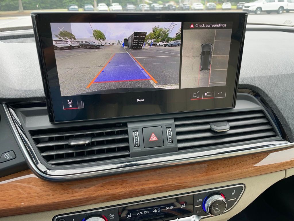 Thumbnail: 2021 Audi Q5 - 17