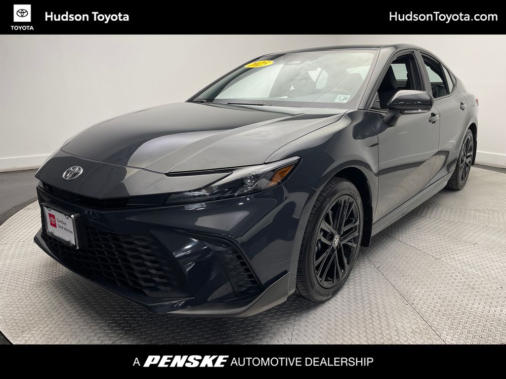 2025 Toyota Camry SE -
                Jersey City, NJ