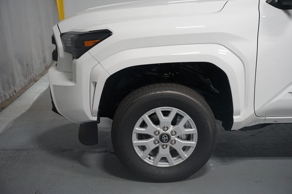Thumbnail: 2025 Toyota Tacoma - 5