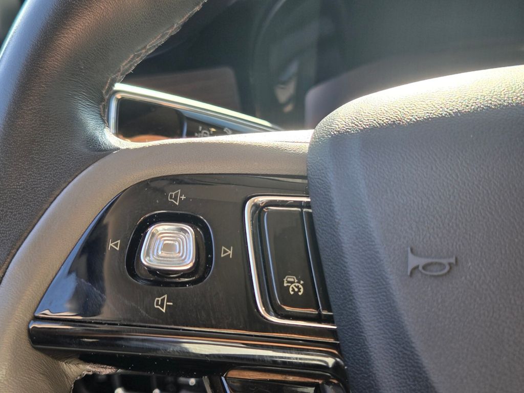 2024 Lincoln Corsair - $37,640
