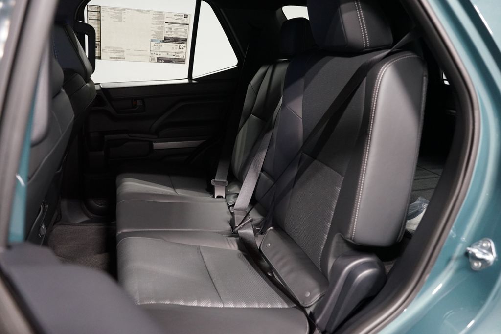 Thumbnail: 2026 Toyota 4Runner - 32