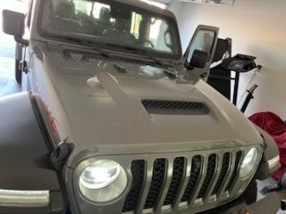 Thumbnail: 2021 Jeep Gladiator - 2