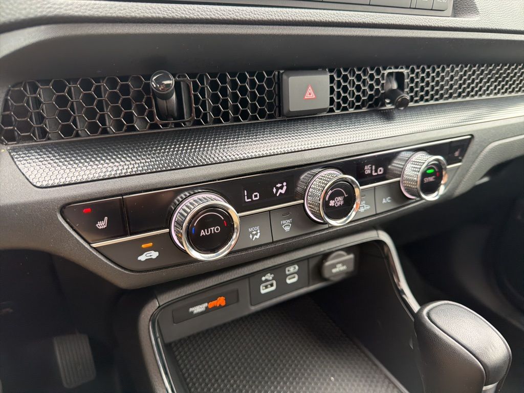 Thumbnail: 2023 Honda CR-V - 31