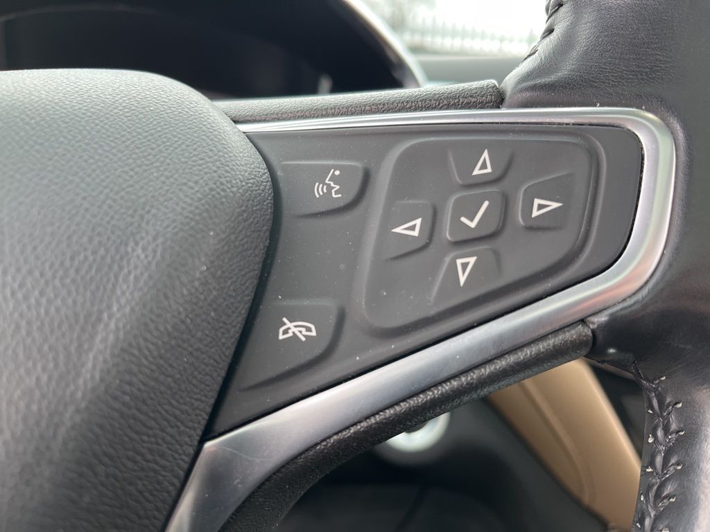 Thumbnail: 2022 Chevrolet Equinox - 22