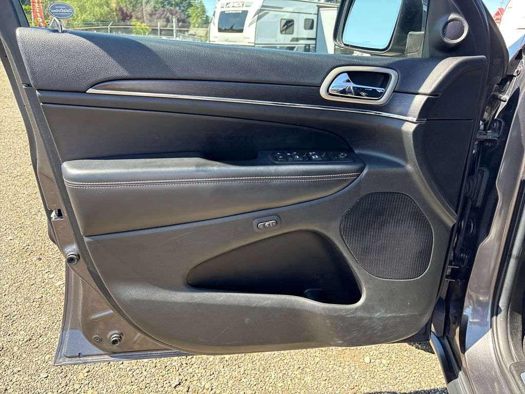 2014 Granite Crystal Metallic Clearcoat Jeep Grand Cherokee Limited 4X4 SUV
