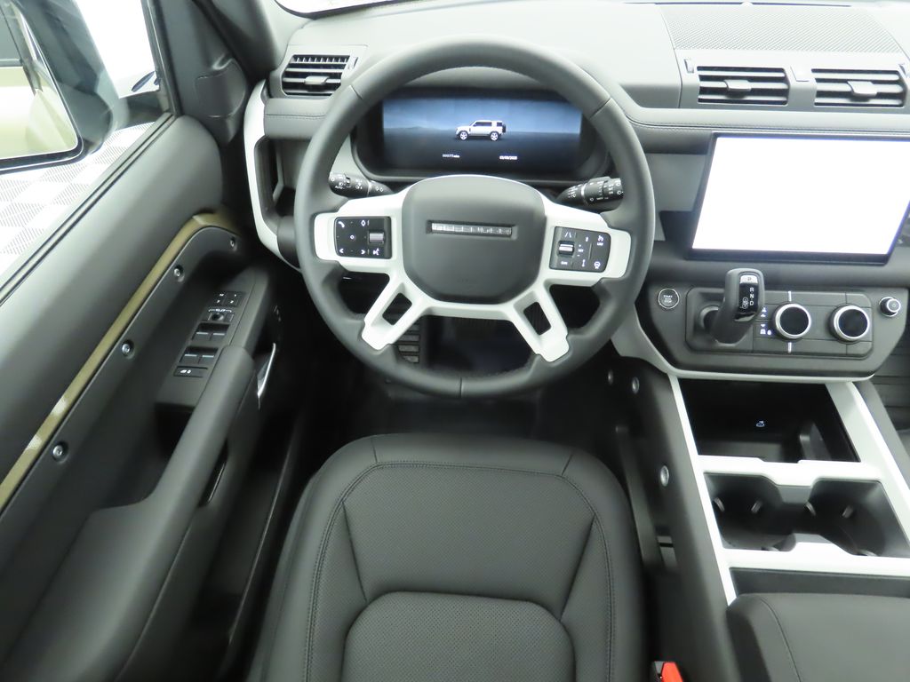 Thumbnail: 2025 Land Rover Defender - 10