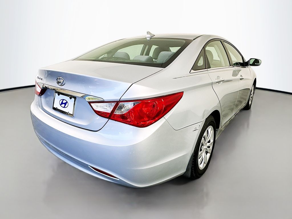 Thumbnail: 2011 Hyundai Sonata - 5