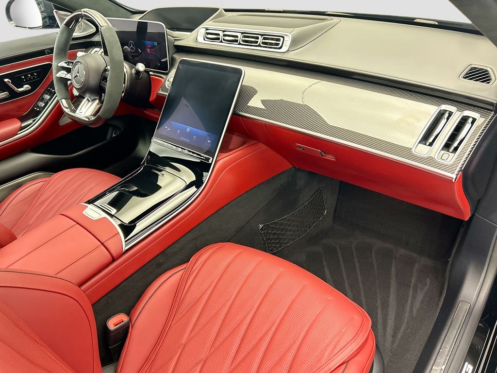 Thumbnail: 2025 Mercedes-Benz S-Class - 16