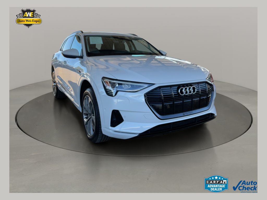 2021 Audi e-tron quattro Premium Plus SUV