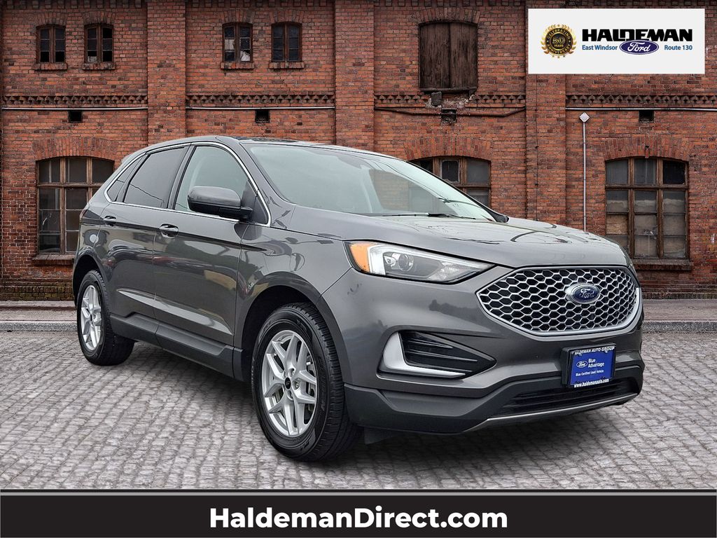 Carbonized Gray Metallic 2024 Ford Edge SUV / Crossover All-Wheel Drive 8-Speed Automatic