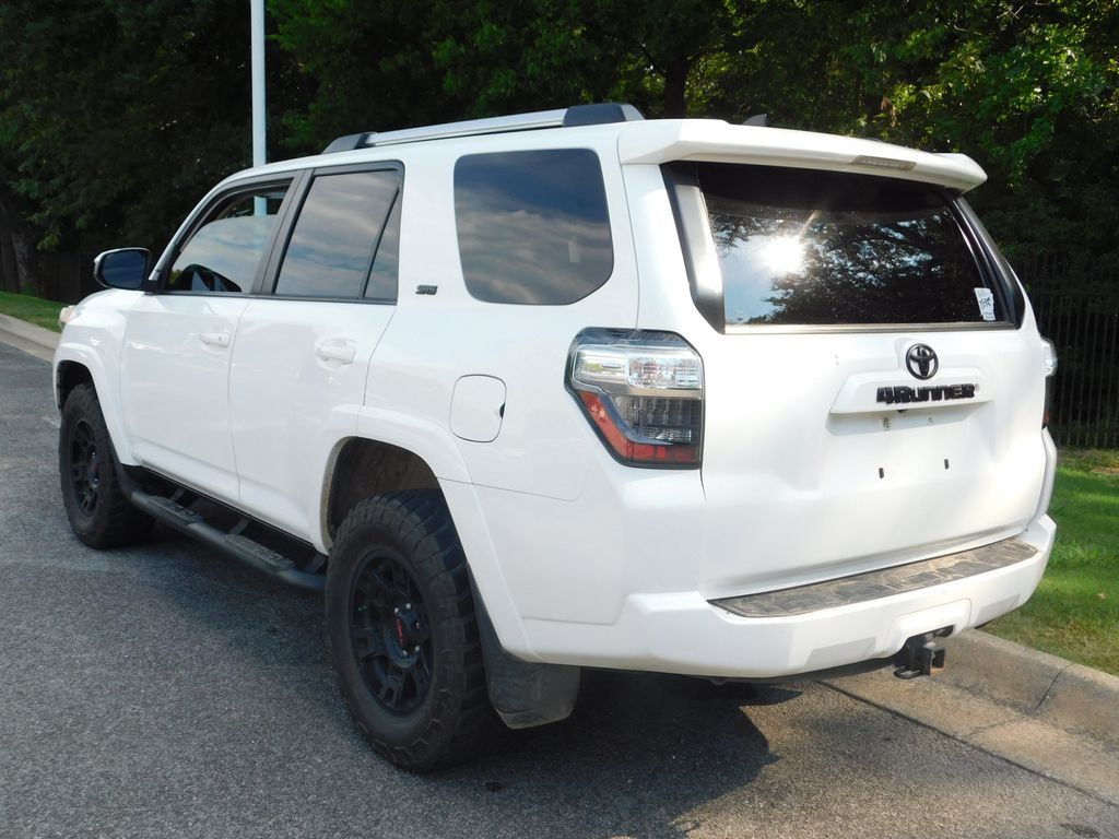 Thumbnail: 2021 Toyota 4Runner - 3