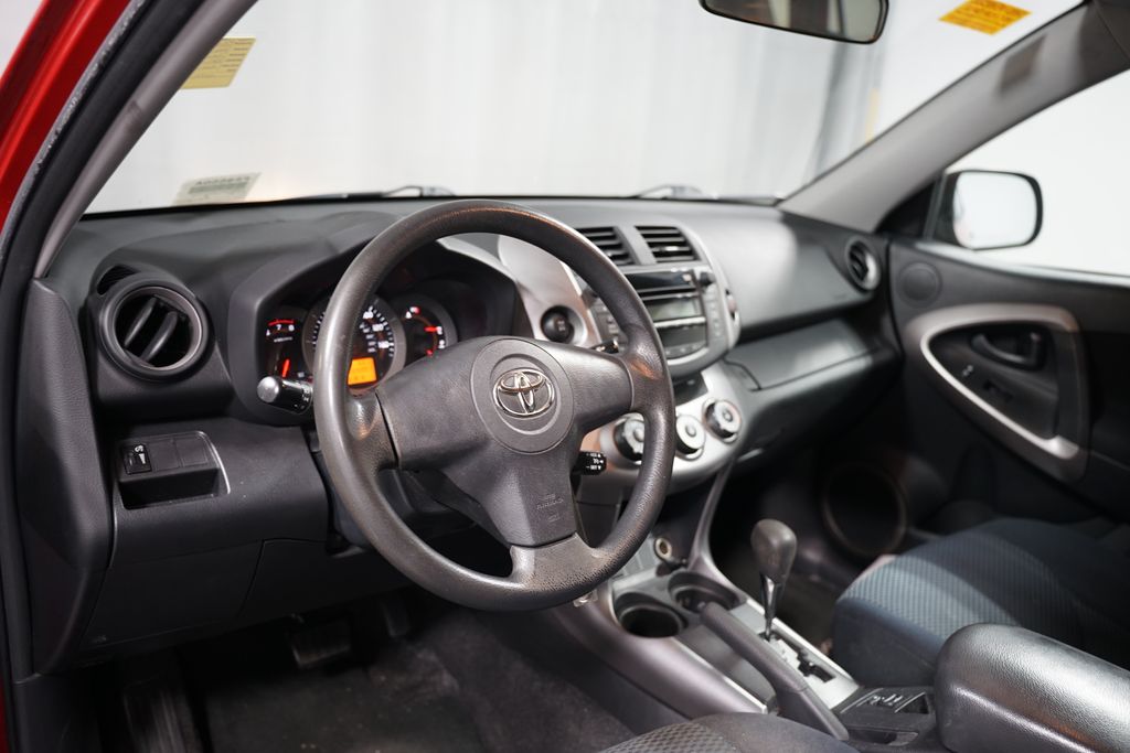 2008 Toyota RAV4 Sport 7
