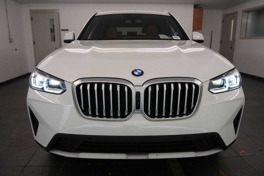 2024 BMW X3 sDrive30i 8