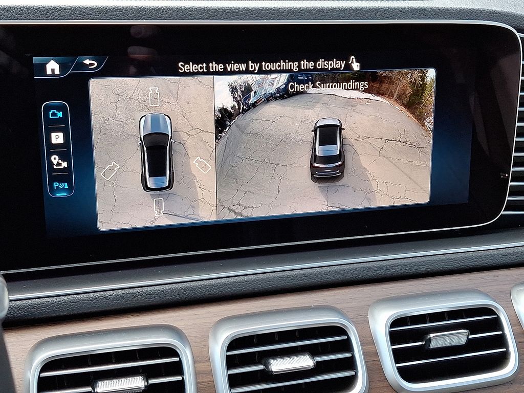 Thumbnail: 2026 Mercedes-Benz GLE - 13