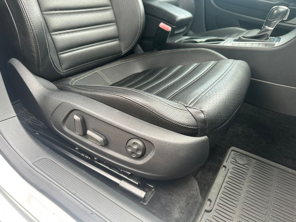 2014 Volkswagen CC 2.0T R-Line