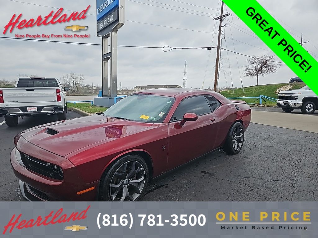 Octane Red Pearlcoat 2019 Dodge Challenger R/T RWD Coupe Rear-Wheel Drive 8-Speed Automatic