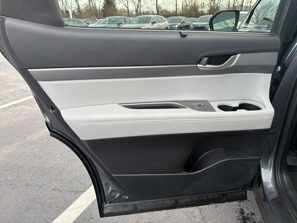 Thumbnail: 2021 Hyundai Palisade - 21