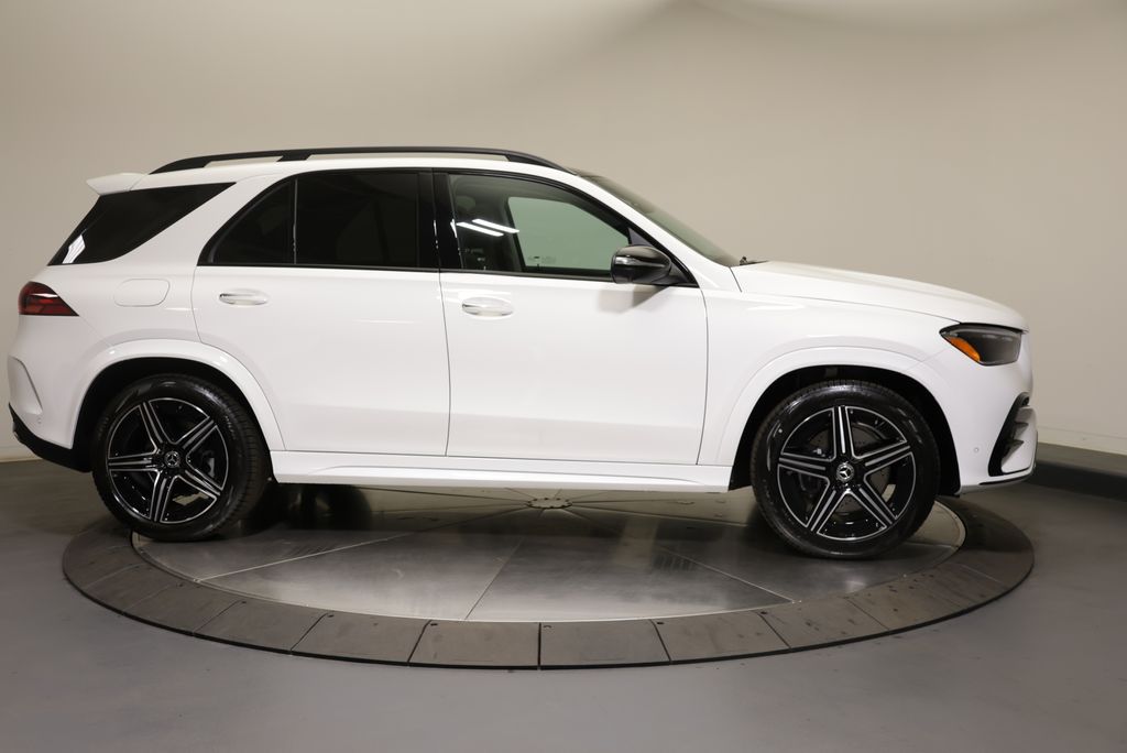 Thumbnail: 2026 Mercedes-Benz GLE - 8