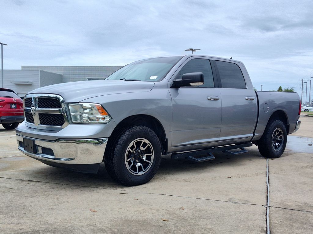 2019 RAM 1500 Classic SLT Crew Cab 4WD