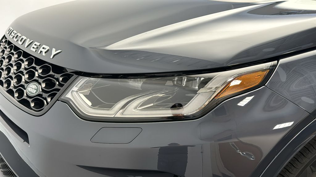 2024 Land Rover Discovery Sport S 9
