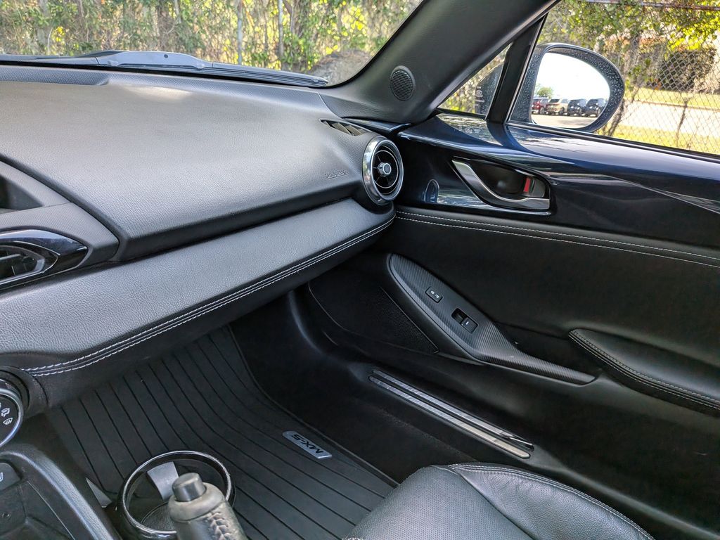 2021 Mazda MX-5 Miata RF Grand Touring