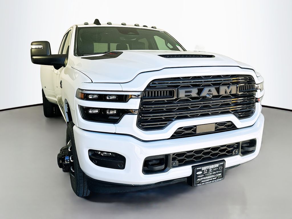 2026 RAM 3500 Laramie Crew Cab LB DRW 4WD