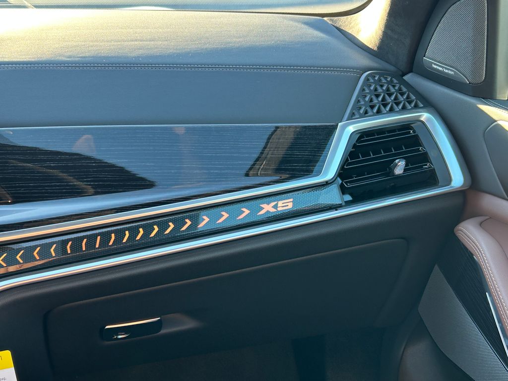 Thumbnail: 2026 BMW X5 - 26