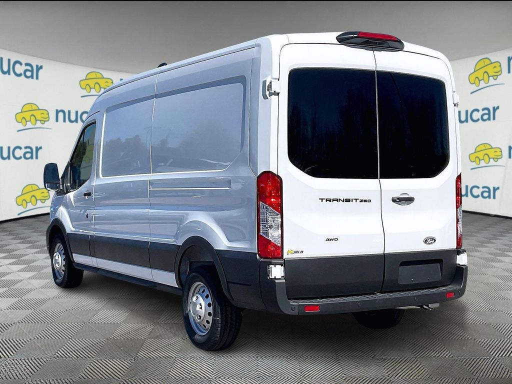 2026 Ford Transit-250 — photo 5