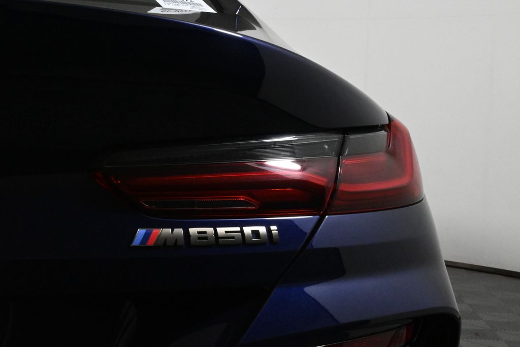 Thumbnail: 2022 BMW 8 Series - 13