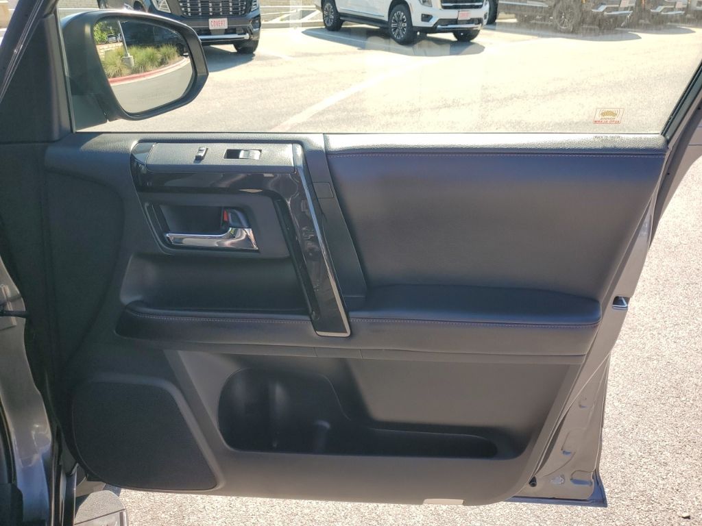 Used Car 2016 Toyota 4runner  Sr5 For Sale Under $30,000 In Austin, Texas