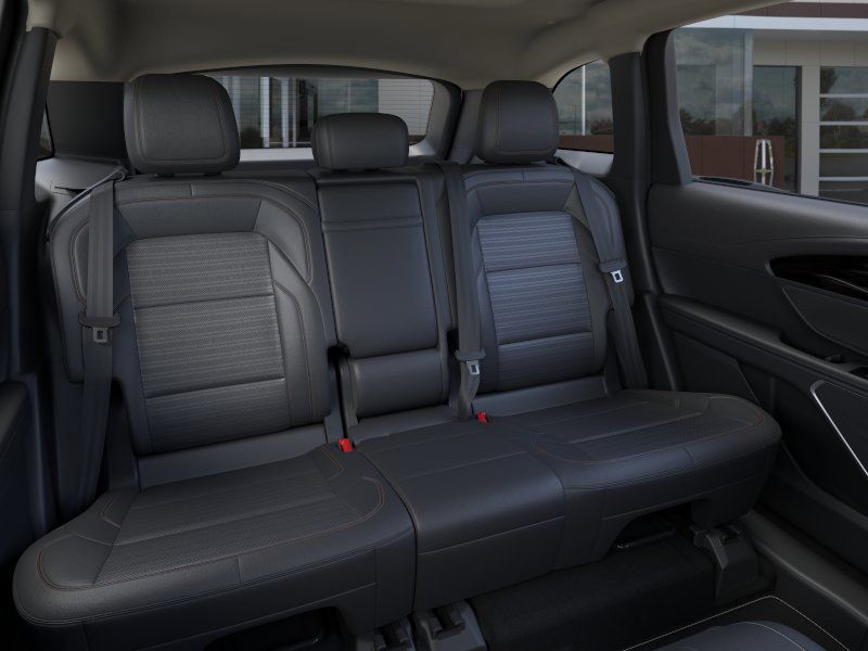 New 2026 White Platinum Metallic Tri-Coat Lincoln Reserve image 11