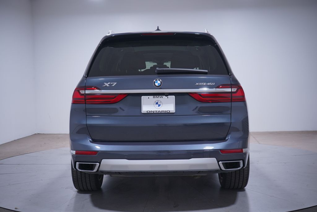 2022 BMW X7 xDrive40i 5