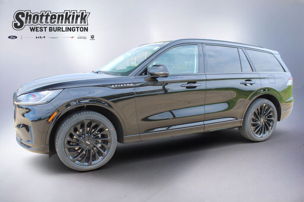 2026 Lincoln Aviator Reserve AWD's photo